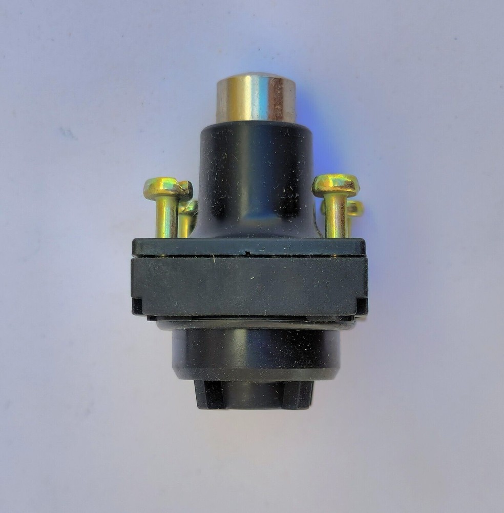 TELEMECANIQUE POSITION SWITCH - ZCK D 01