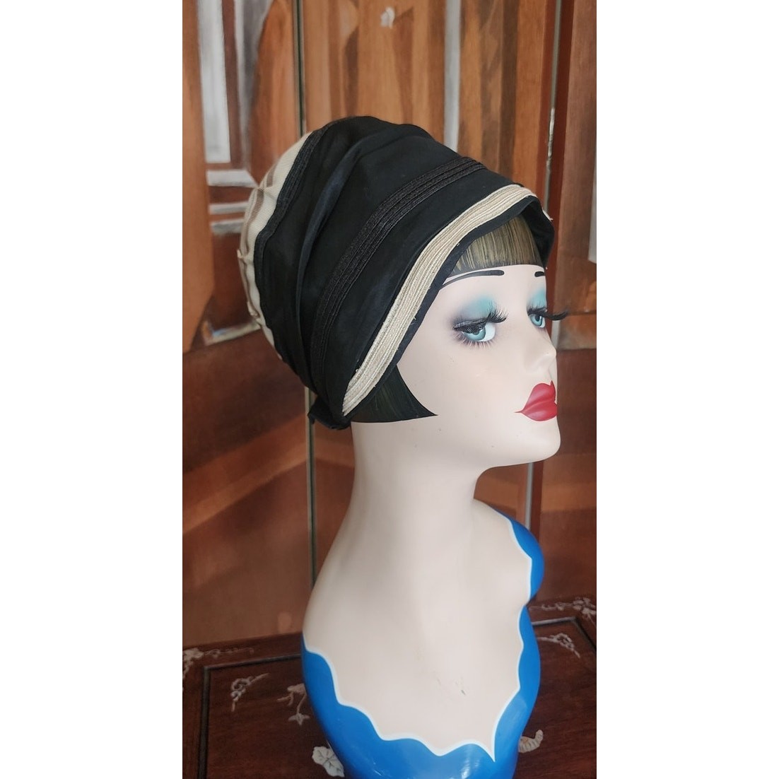 Vintage 20s Cloche Hat Black Beige Silk Tall Toque