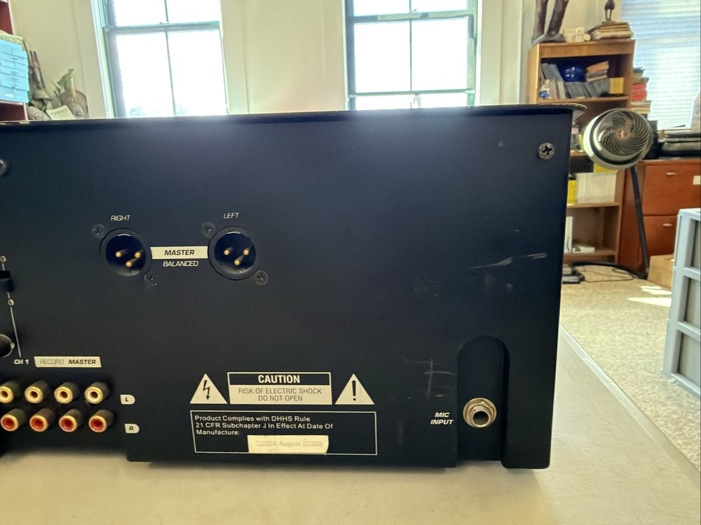 Discontinued Numark CD Mix 1 Professional CD Mixing Console Untested