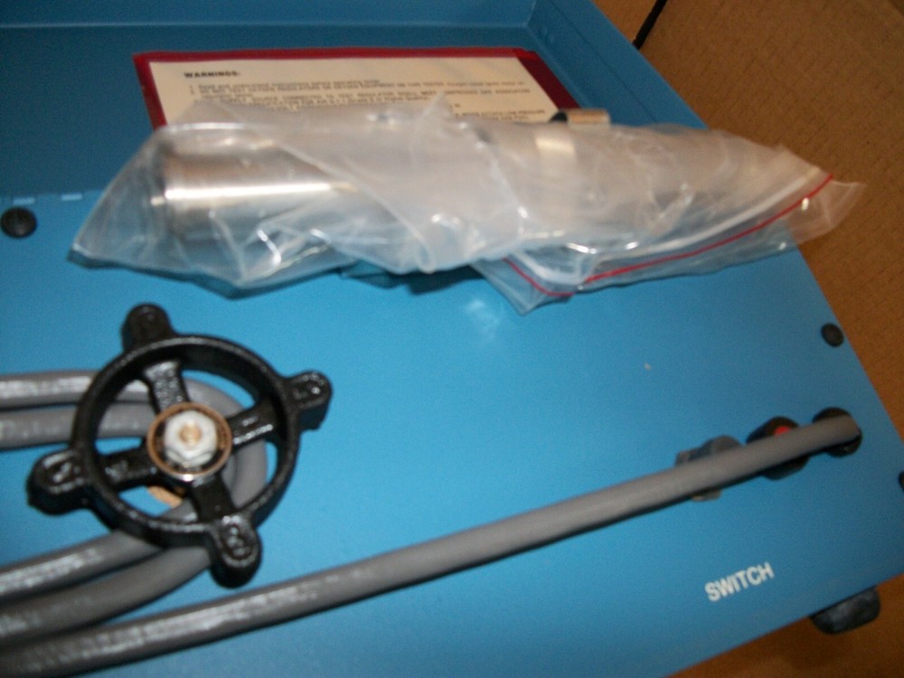 NEW MSA PORTABLE REGULATOR TESTER ll