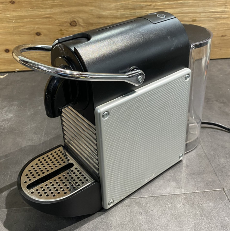 Nespresso Pixie EN127 Espresso Machine DeLonghi 19 Bar Silver