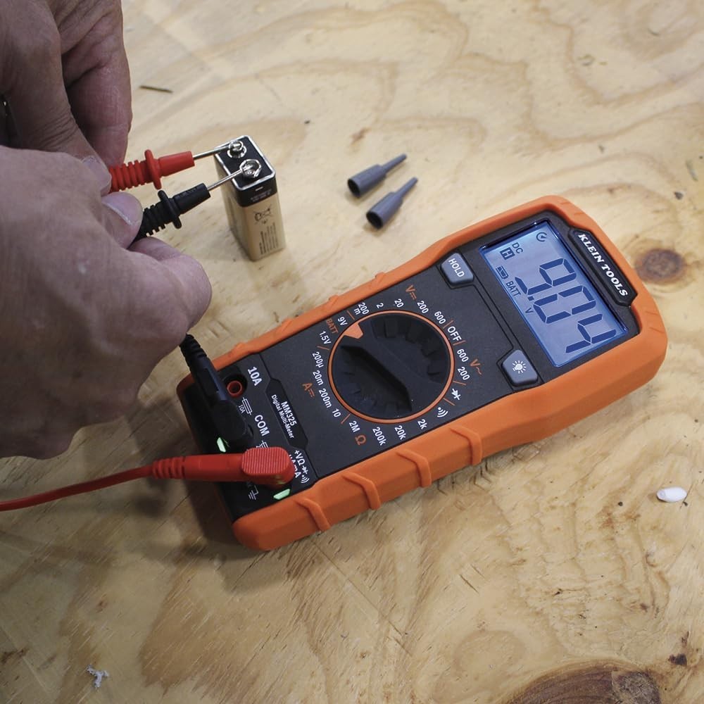 Battery-Powered Digital Multimeter with Backlit Display & Lead Alert Features