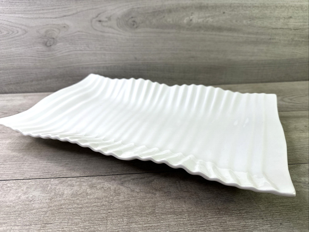Bianco Nero Serving Platter Rectangular Ripple Design 10" x16" White