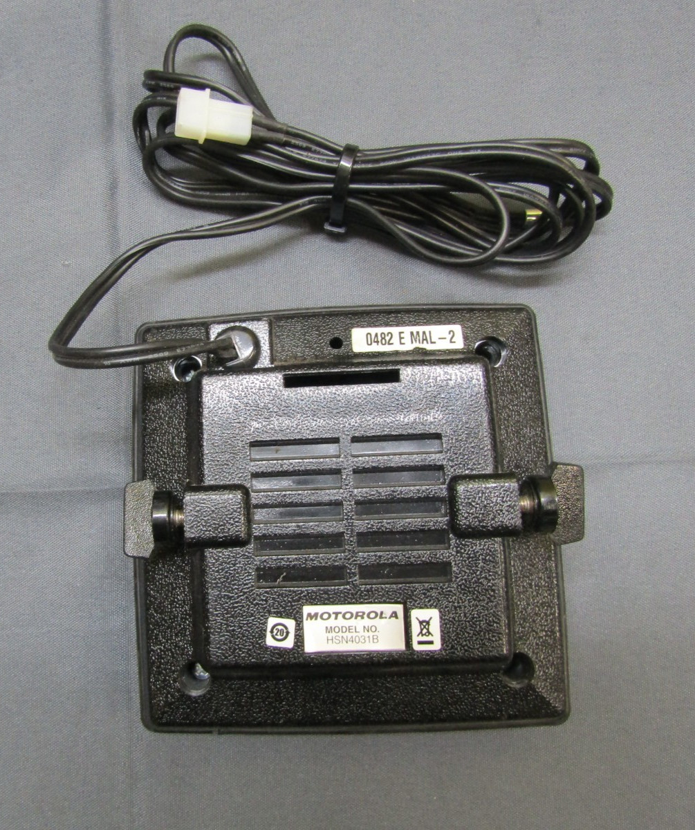 Motorola XTL2500 450-520 MHz UHF Remote Head Two Way Radio M21SSM9PW1AN