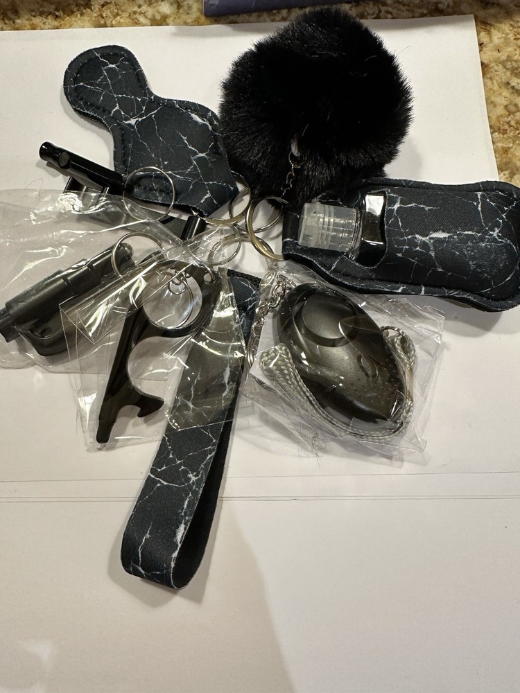 Personal Attack Alarm Keychain Set, Black Marble Pattern, Self-Defense Tools