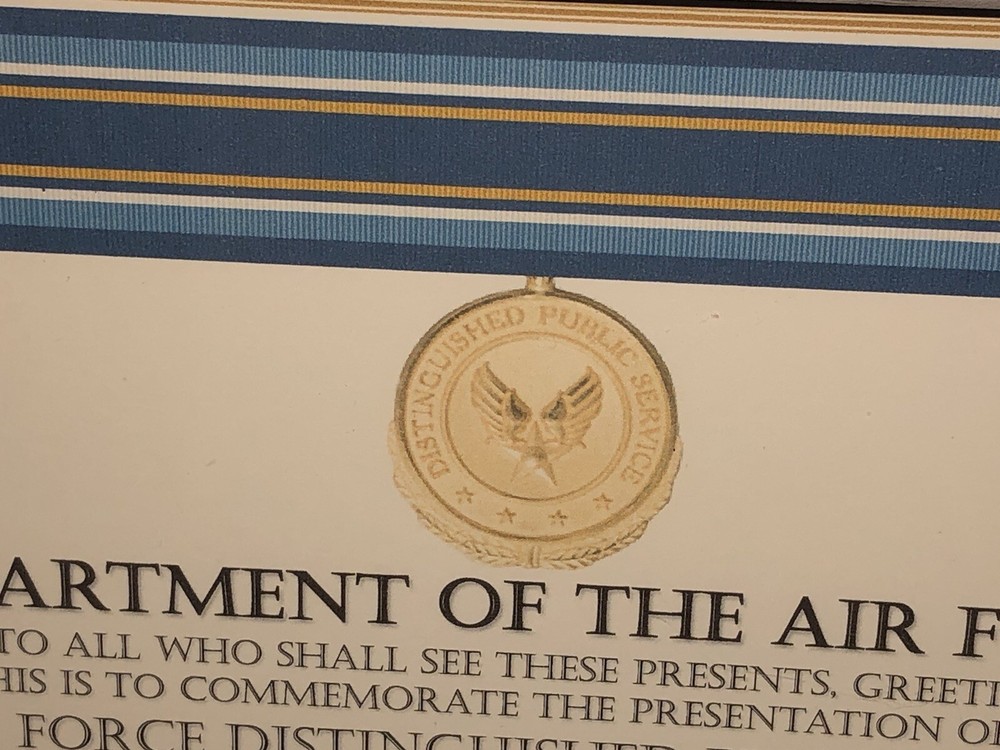 USAF DISTINGUISHED PUBLIC SERVICE COMMEMORATIVE AWARD CERTIFICATE Type-1