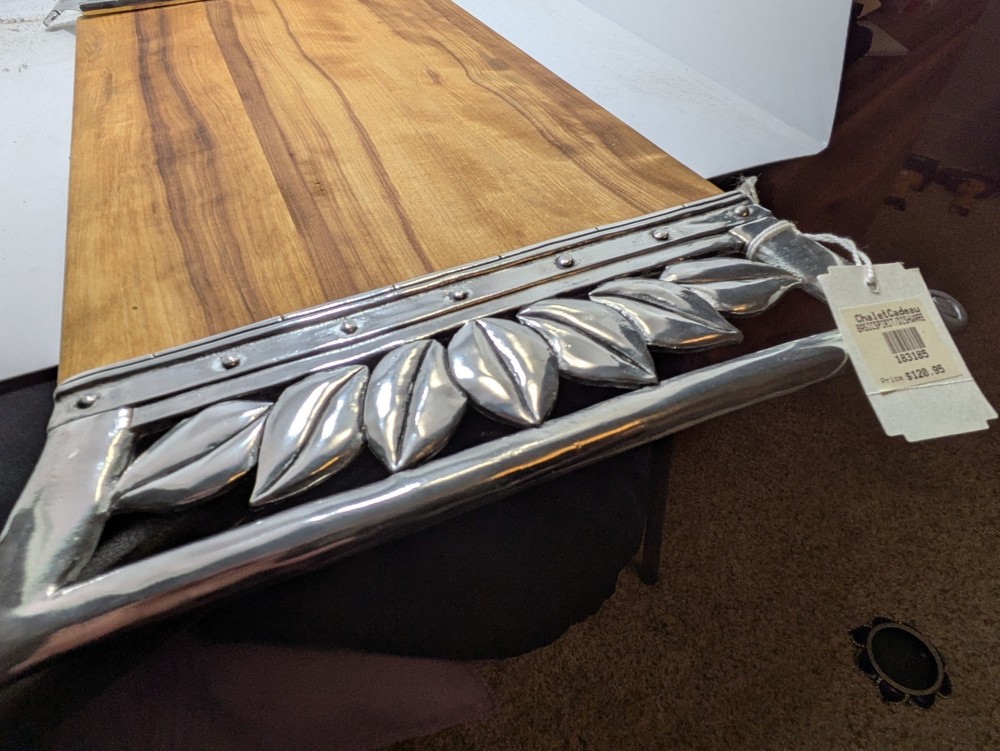 Basic Spirit Pewter Handle Cutting Board NEW