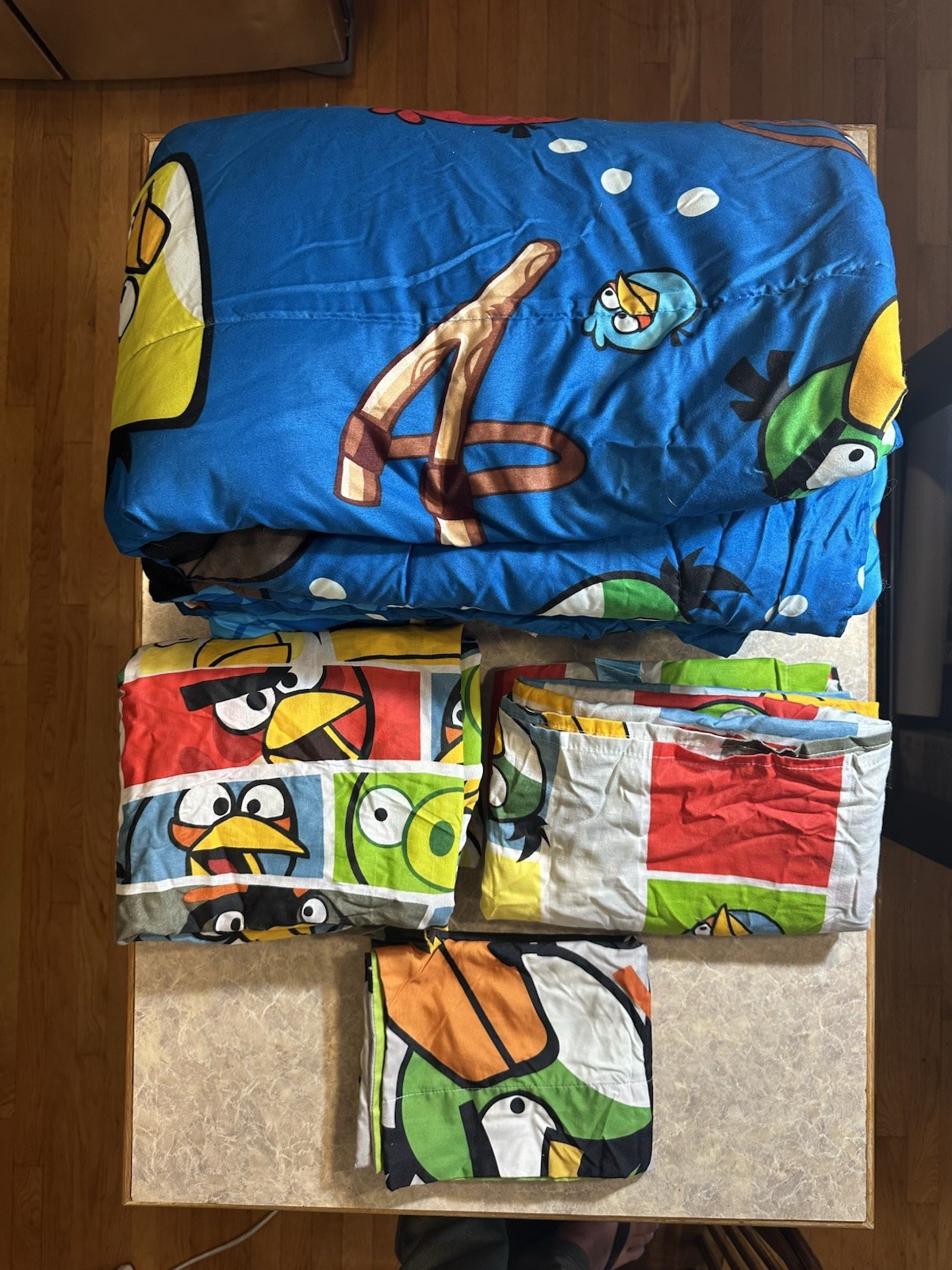 Angry Birds Twin Bed Set Gently Used 2009-2012 Smoke Free Home