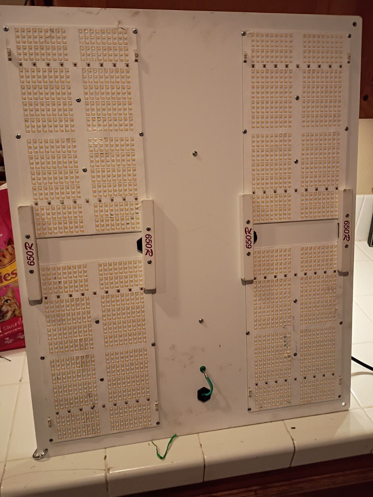 HLG 650R Diablo LED Grow Light, Used Horticulture Lighting