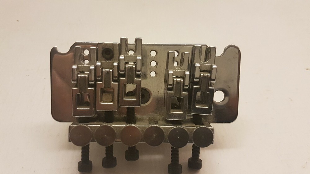 1984 DOUBLE EAGLE FLOYD CLONE FRT 4 TREMOLO