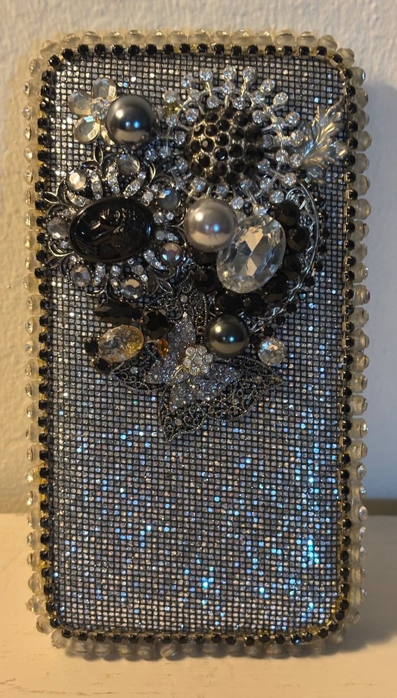 Beaded Bling Black Rhinestone Wallet