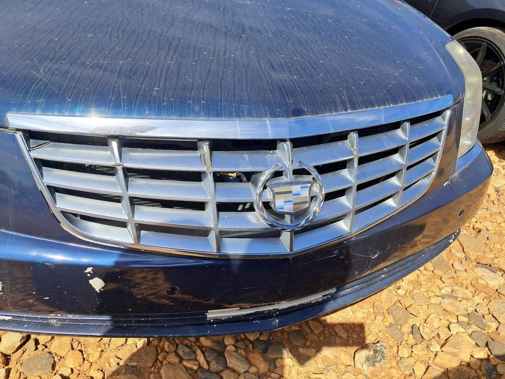 DTS 2006 Glove Box 4813610