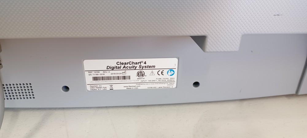 Reichert ClearChart 4 Digital Acuity System used