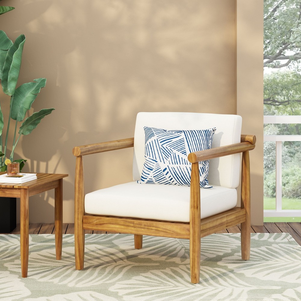 CLUB CHAIR