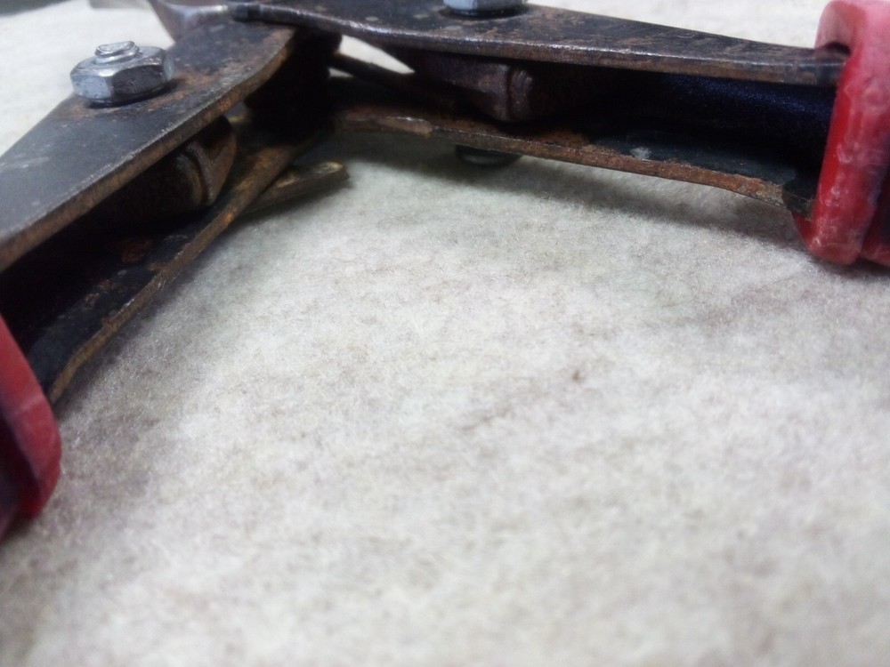 Right and Left Handed Snips