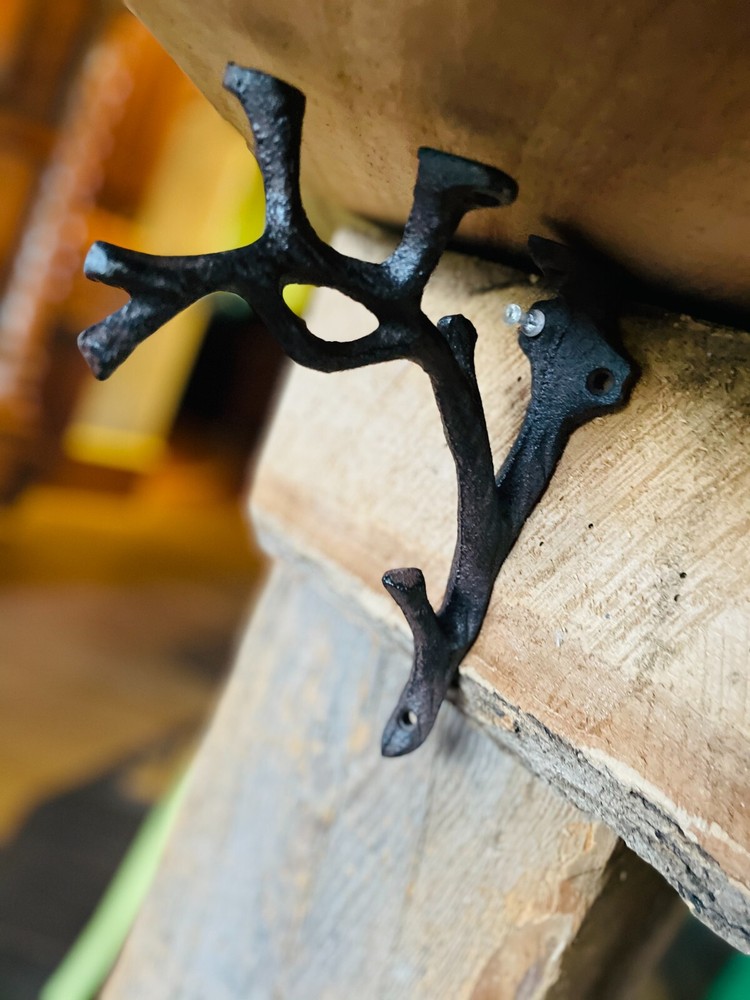 2 Rustic Cast Iron Shelf Bracket Wall Mount Hardware Brace Tree Branch Sculpture