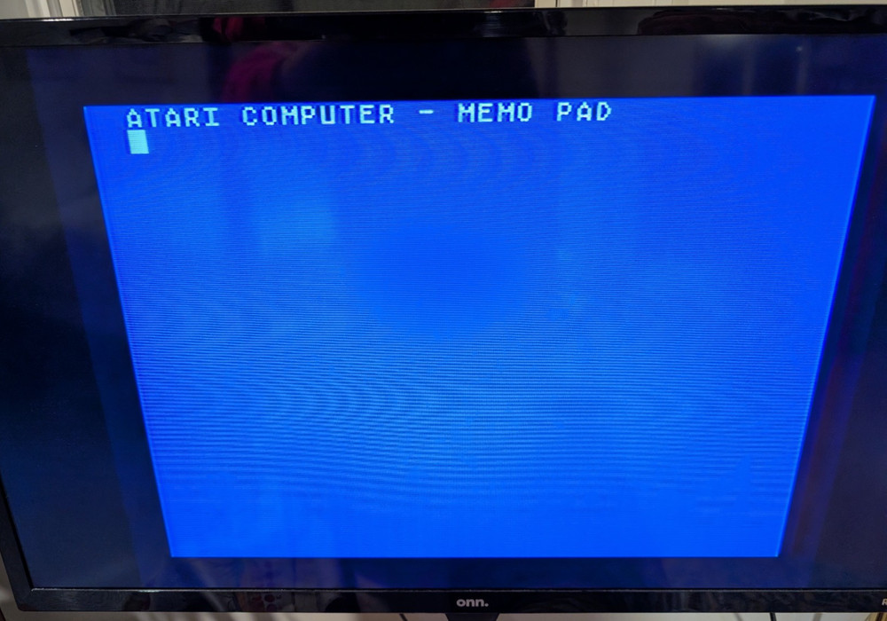 Atari 400 Home Computer - Tested working