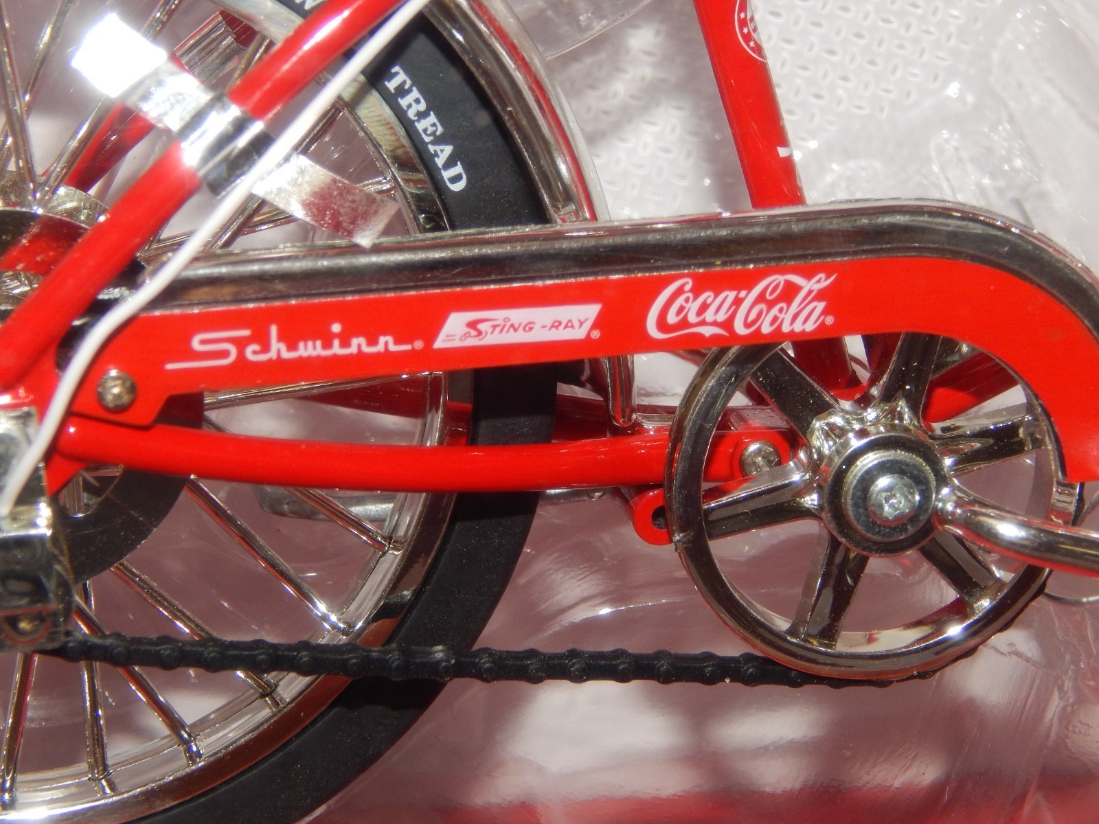 AMT Retro Schwinn Krate Coca Cola Slick Coke RED Frame Stingray Muscle Bike Mint