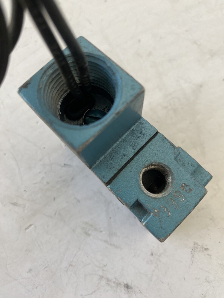 MAC General Purpose Valve 111B-111CCAA 150PSI 6.8Watts