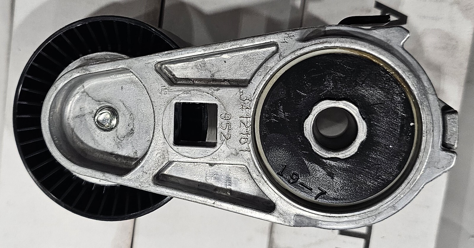 Dayco 89245 No Slack Automatic Belt Tensioner