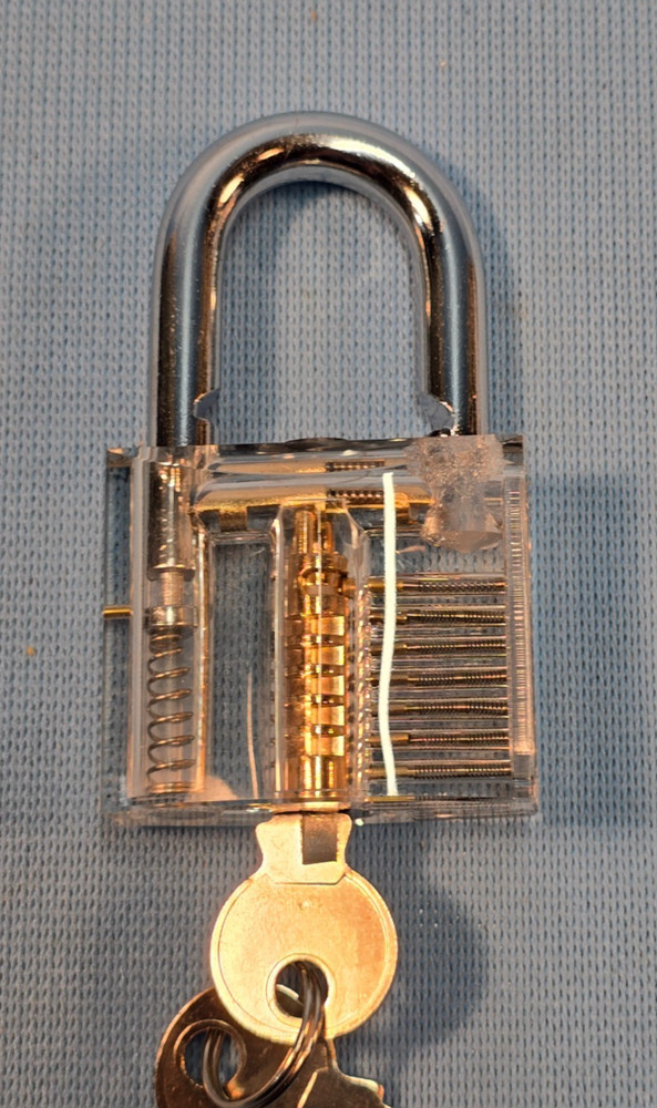 TRANSPARENT PRACTICE LOCKSMITHING LOCKS WITH KEYS