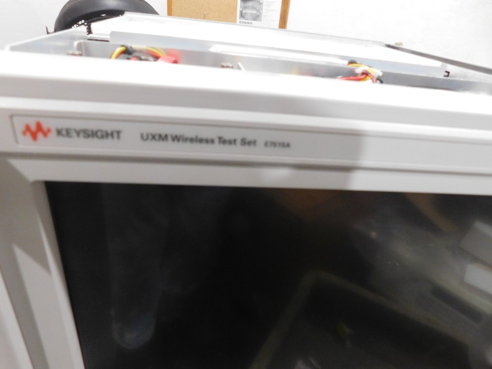 Keysight UXM Wireless Test Set, Model: E7515A. For Parts. No Returns