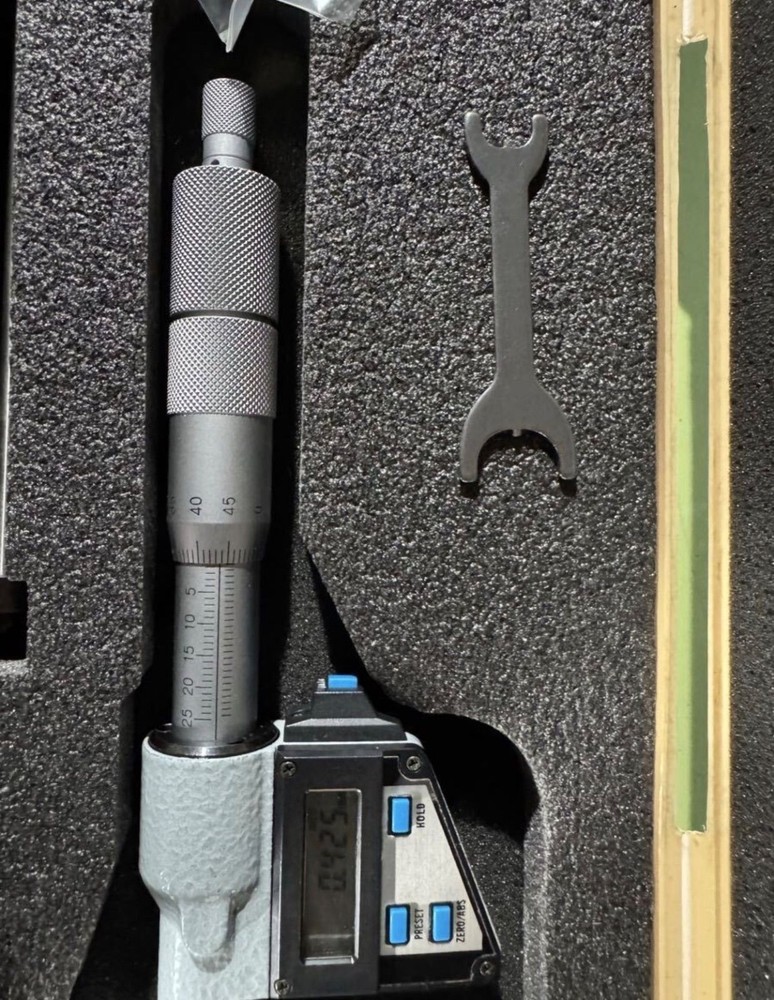 Mitutoyo Depth Micrometer DMC100-150DM #117