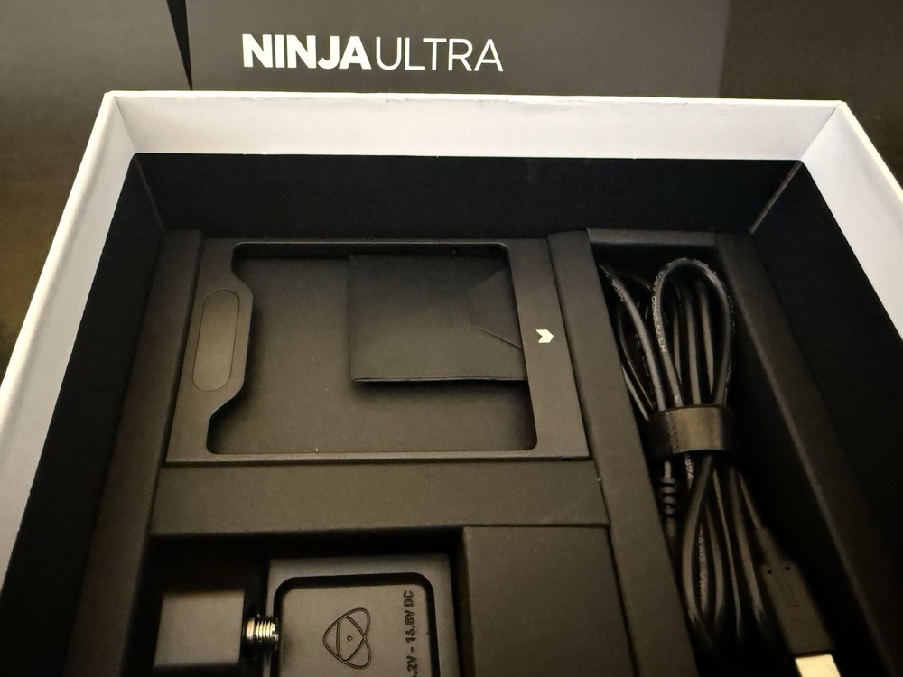Atomos Ninja Ultra 5.2” Plus Atomos Connect