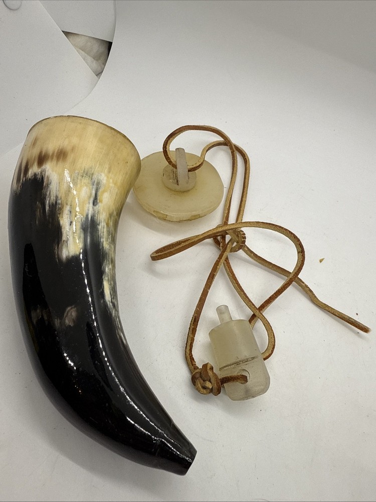 Powder Horn, 6”