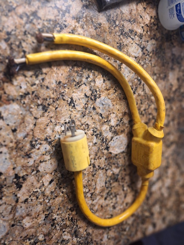 220 Extension Cord Splitter