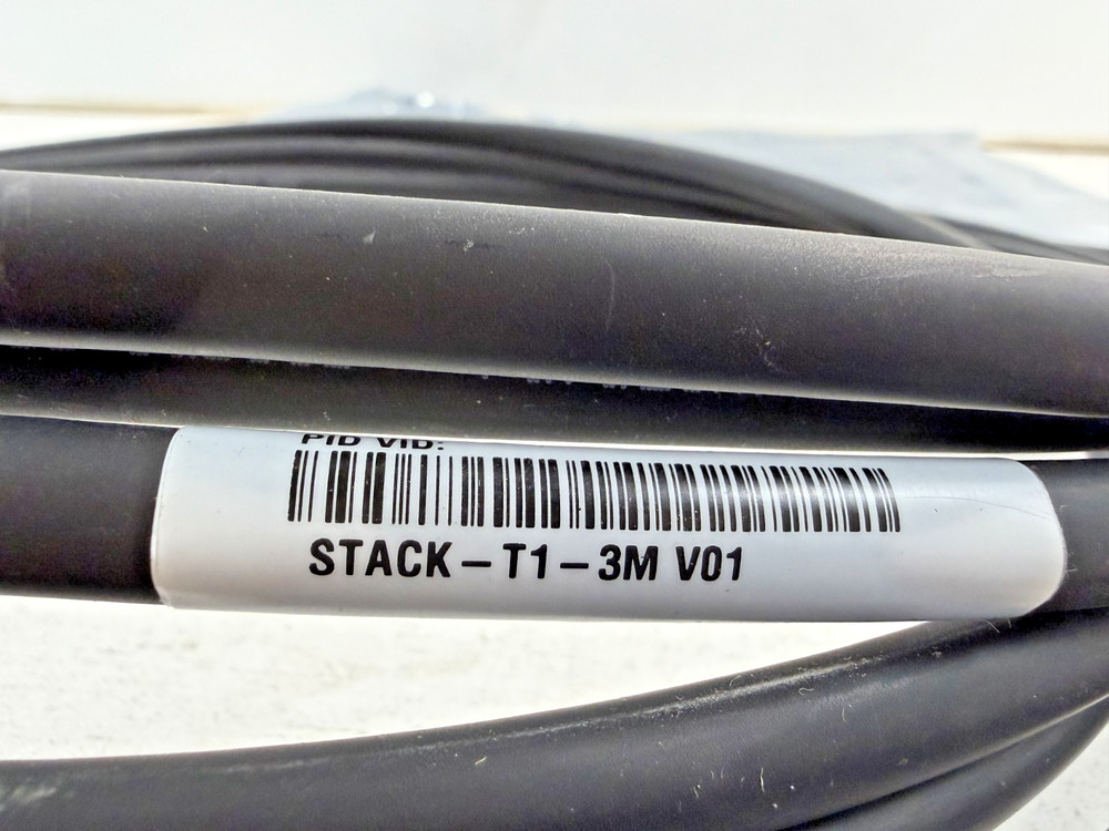 CISCO 800-40405-01/STACK-T1-3M StackWise-480 3Meter Stacking Cable