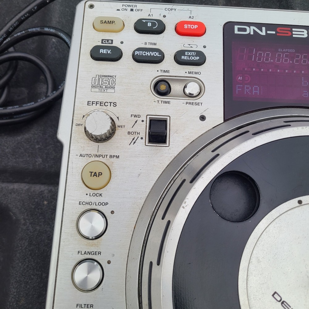 Denon DN-S3500 DJ CD Turntable