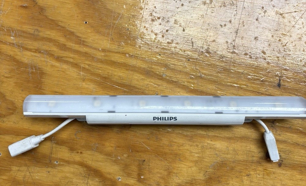 Philips eW Cove QLX PowerCore Fixture