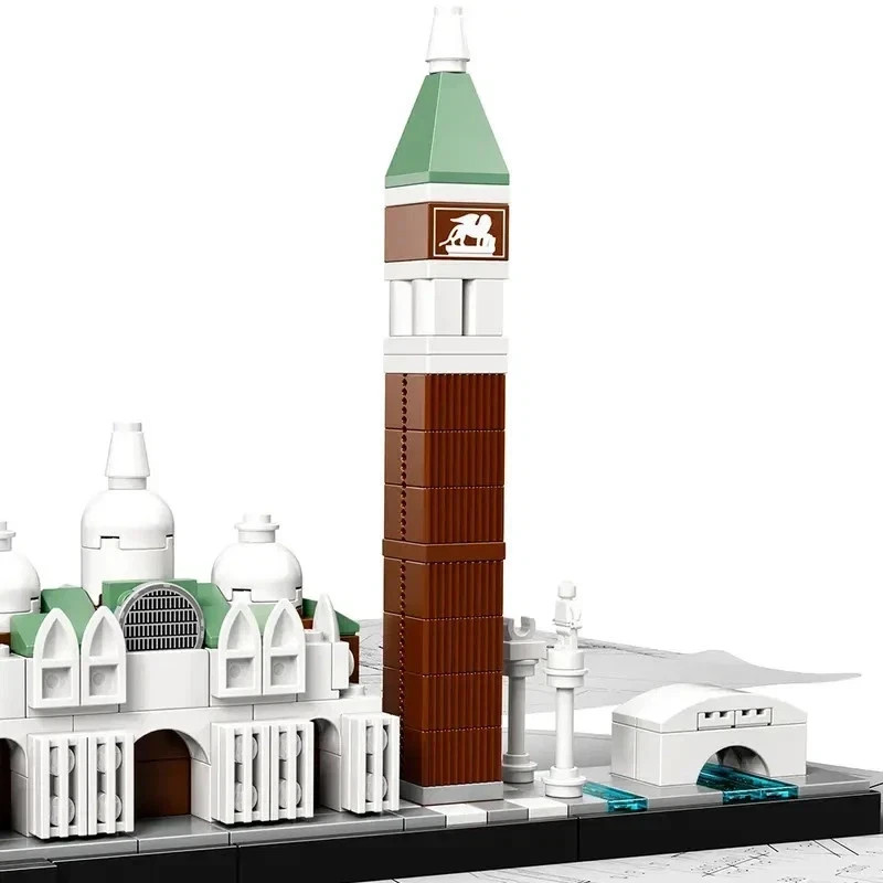 ARCHITECTURE: Venice (21026) - Complete Bricks - New Sealed (bagged)