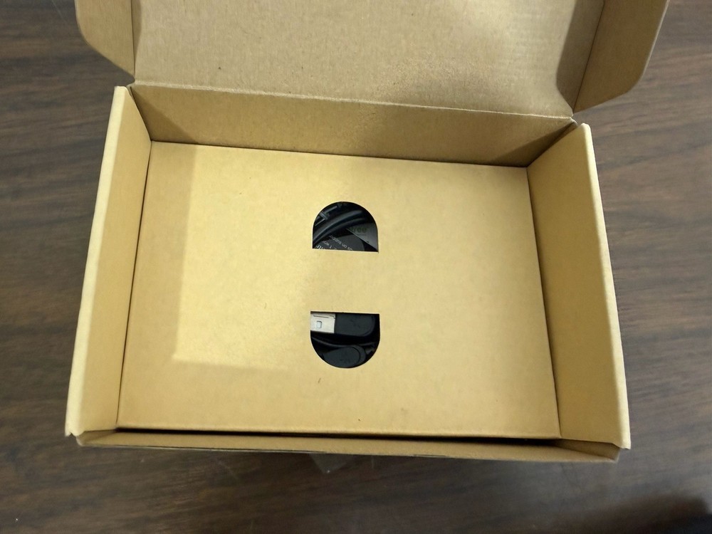 Avantree Oasis Plus Bluetooth Transmitter Receiver Long Range Brand New Sealed