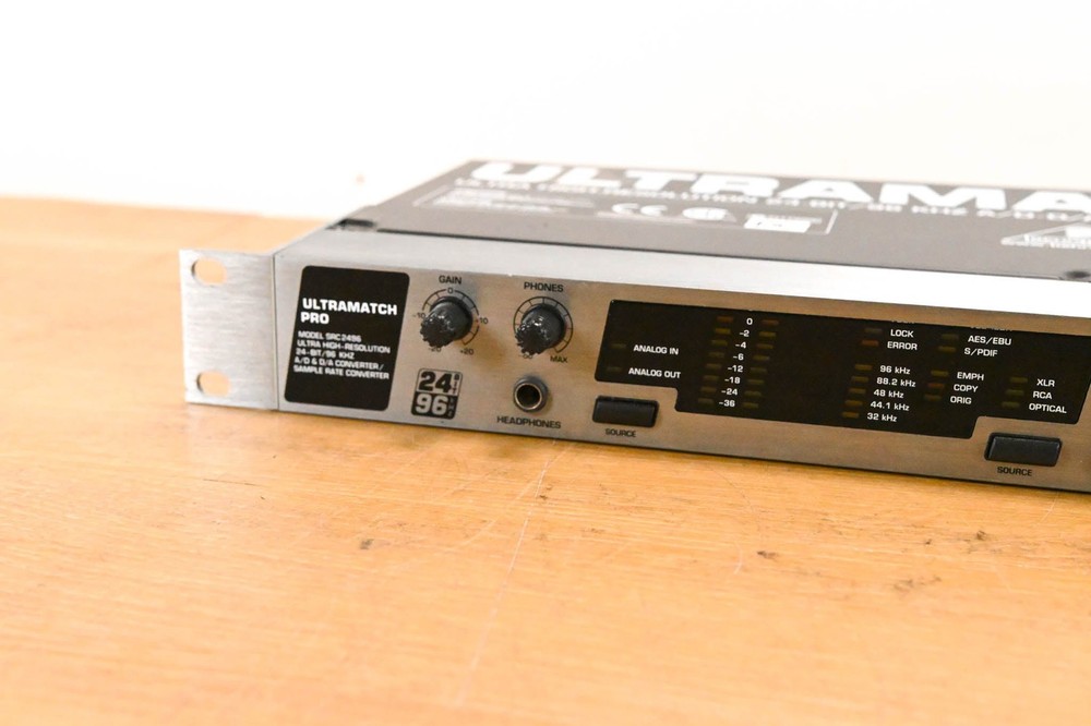 Behringer ULTRAMATCH PRO SRC2496 Sample Rate Converter CG01Z6B
