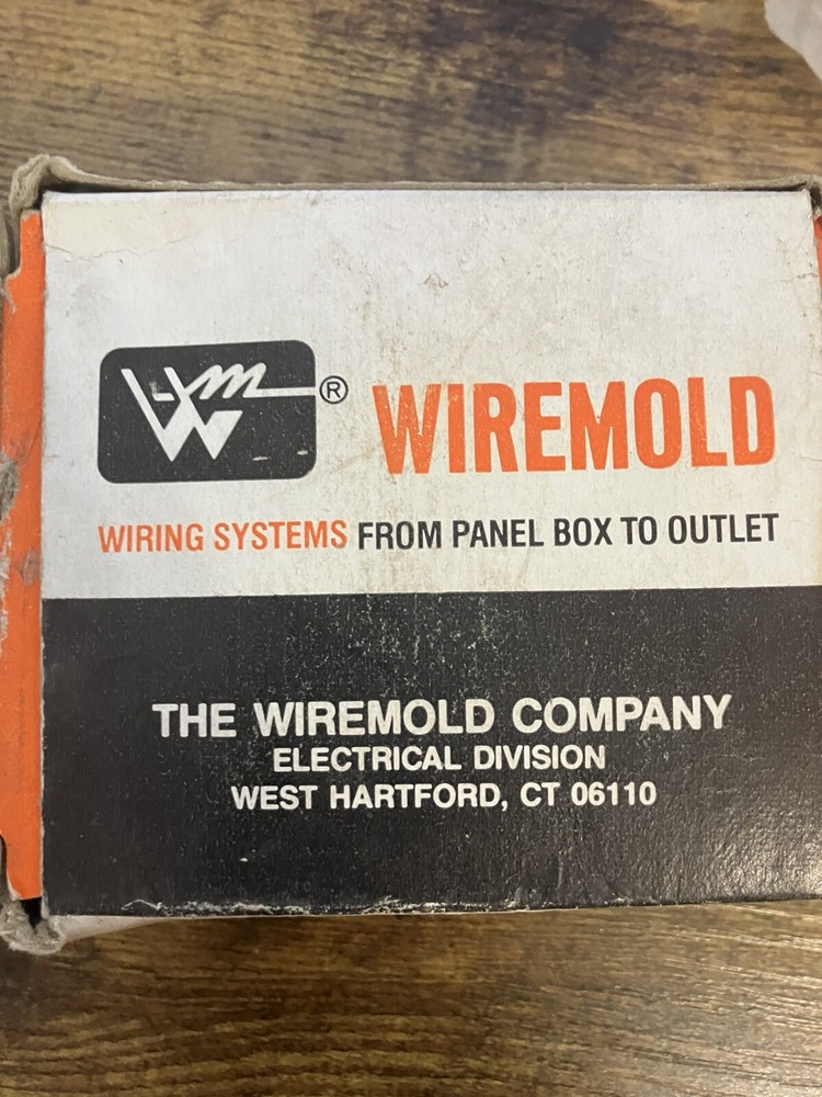 (5) 2018C Wiremold External Elbow Cover Buff