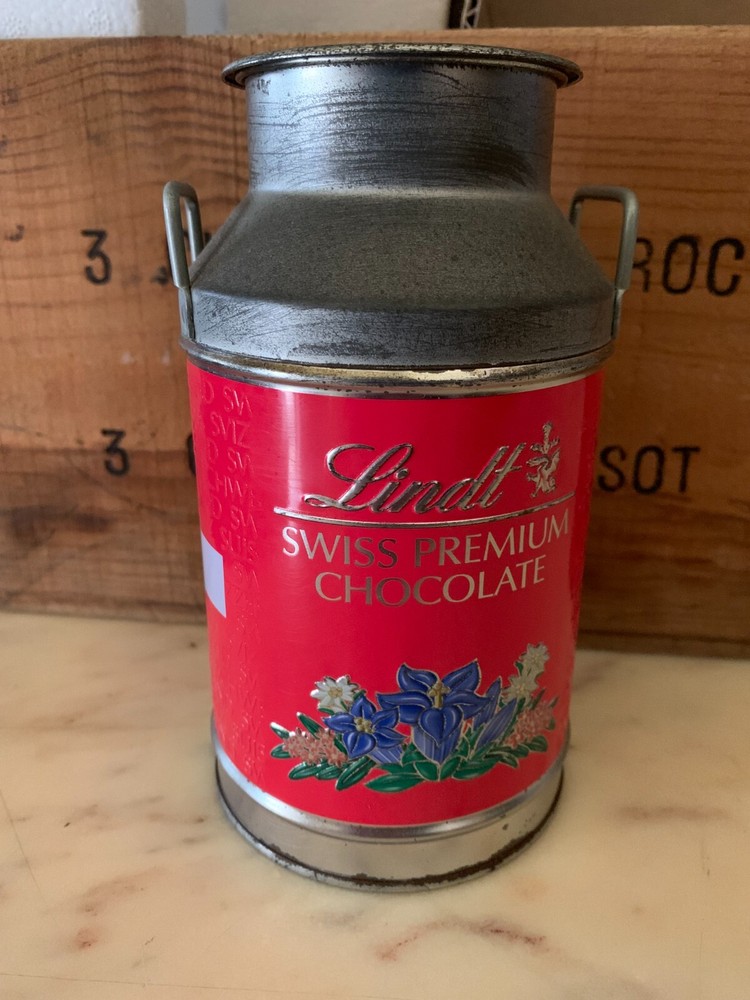 empty box tin Lindt Swiss Premium