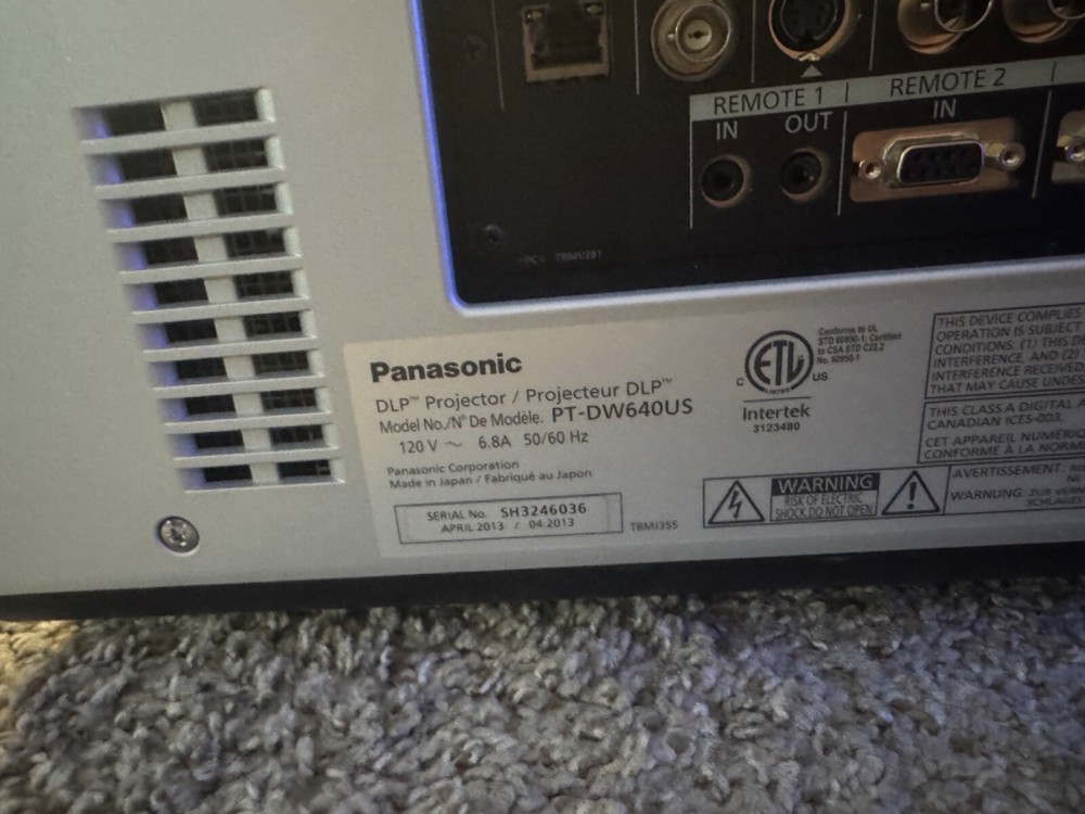 PANASONIC PT-DW640US PROJECTOR 7250 LAMP HOURS