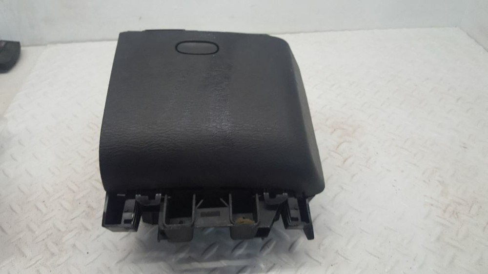 RAM2500 2005 Console Rear Center Console Cup Holders