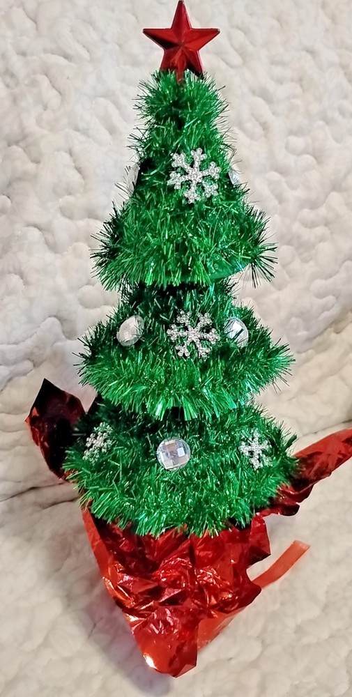 Predecorated mini Christmas tree table top, 10.5"x 4"