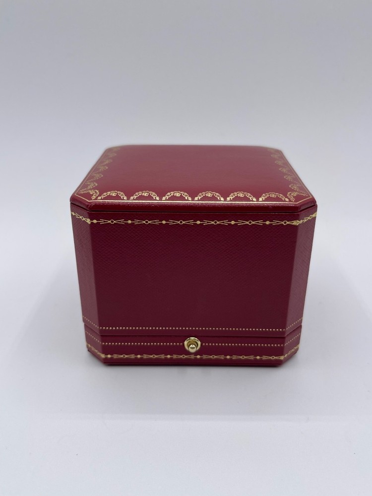 Cartier display box earrings box display