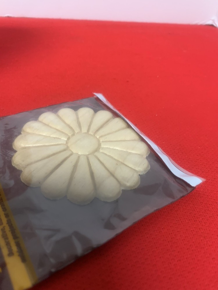 Artistic Appliques Round Daisy 1Pc.-New # 31640