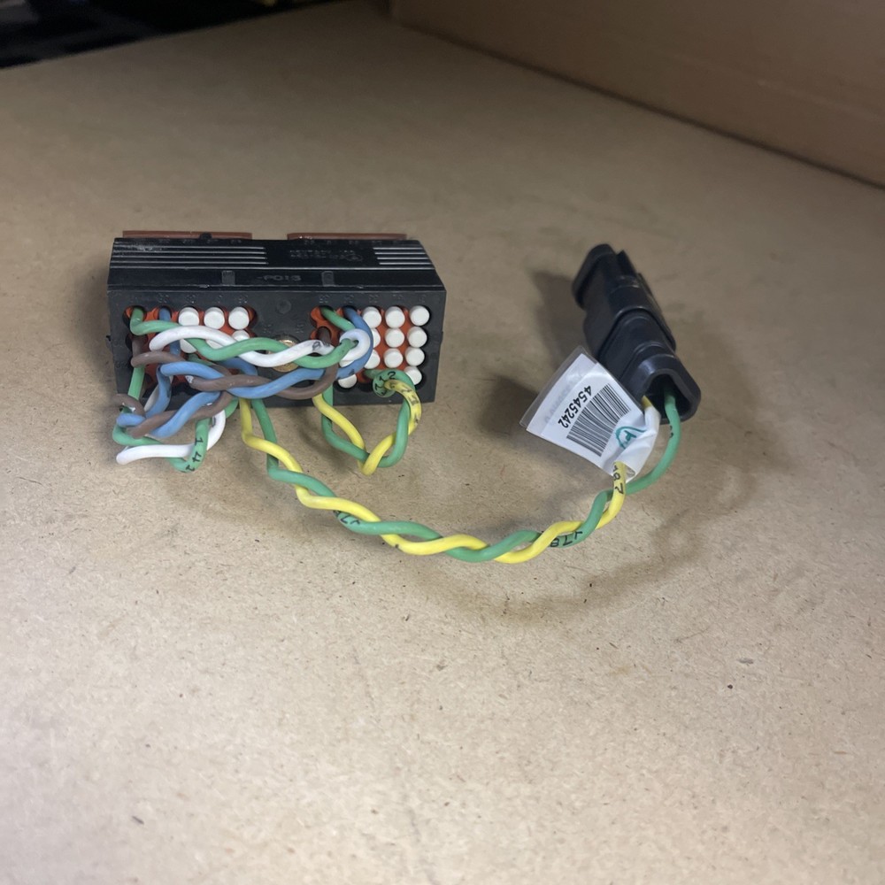 CATERPILLAR 459-2810 Console Harness Plug
