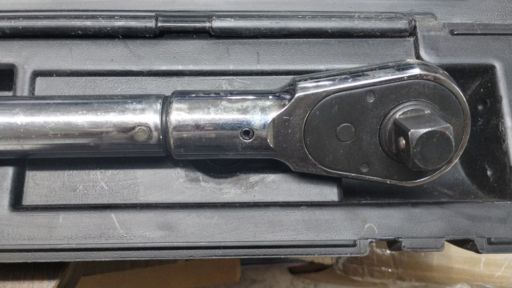 Wright Tool 6448 3/4" Drive Micro-Adjustable Torque Wrench 100-600 Ft-Lb Torque