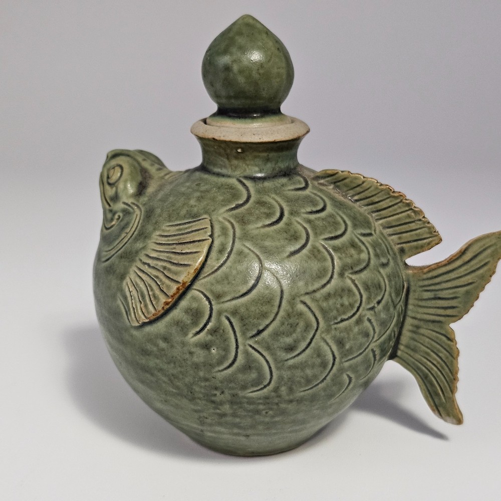 Vintage Celadon Glazed Toad Water Pot 4" H
