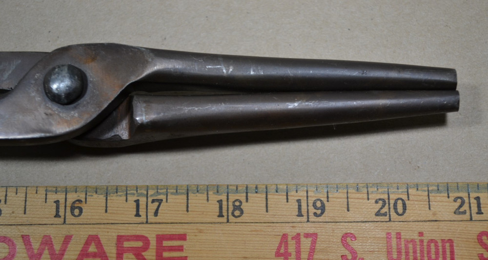 CENTUAR FORGE - 4# SCROLLING TONGS - - 21" LONG