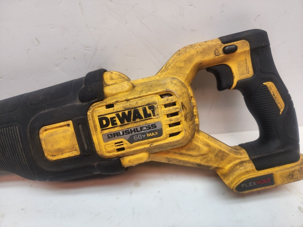 DeWALT DCS388 60V FlexVolt Brushless Variable Speed Reciprocating Saw Tool Only