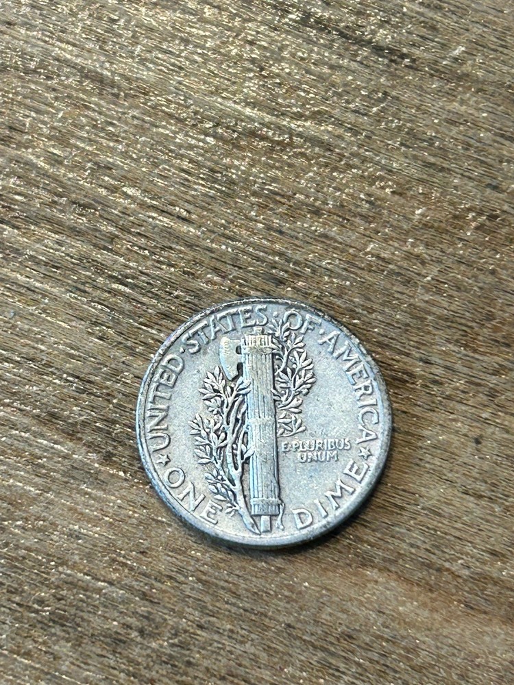 1945 Mercury Dime XF