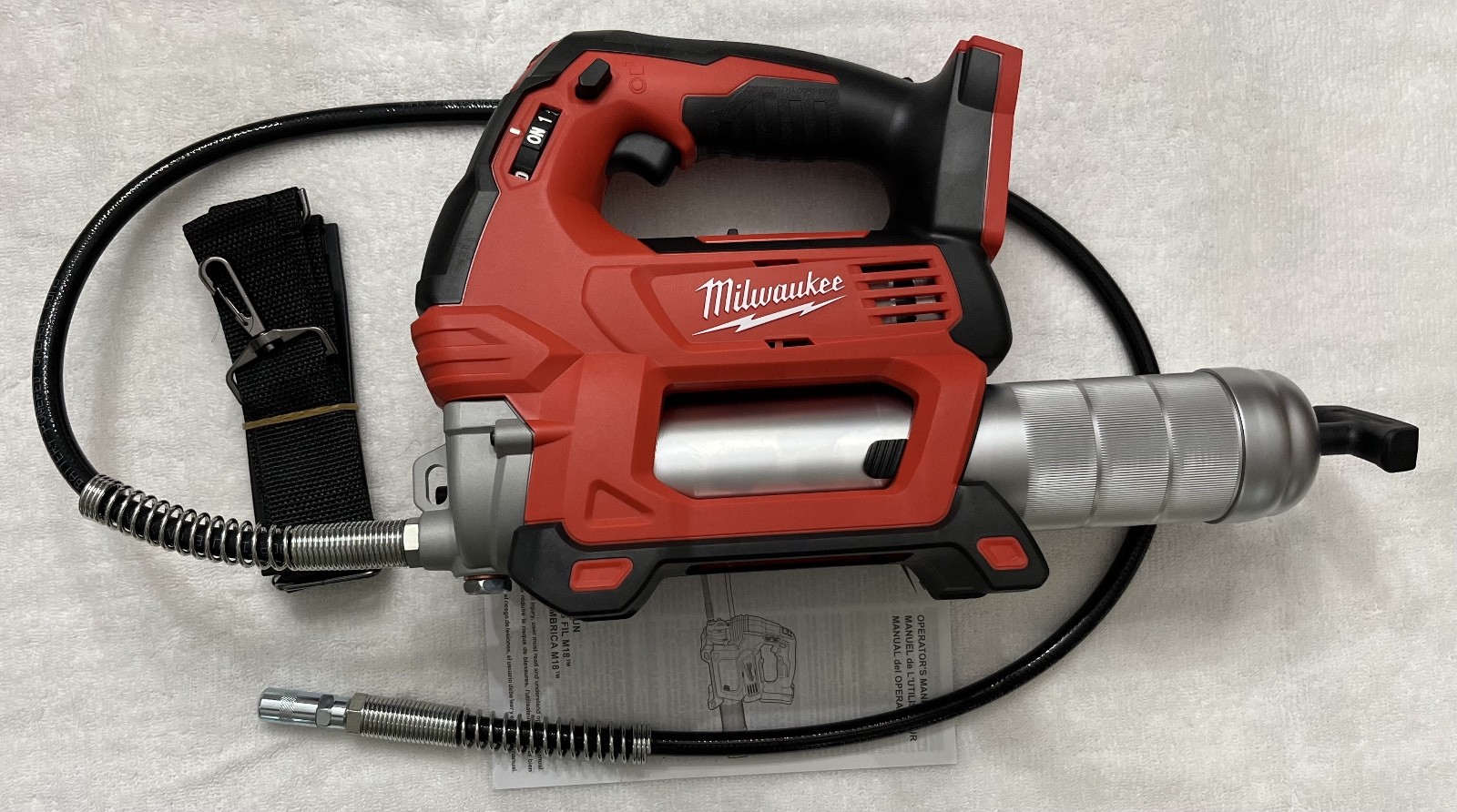 New Milwaukee 2646-20 M18 18V 18 Volt Li-ion Cordless Grease Gun Bare Tool